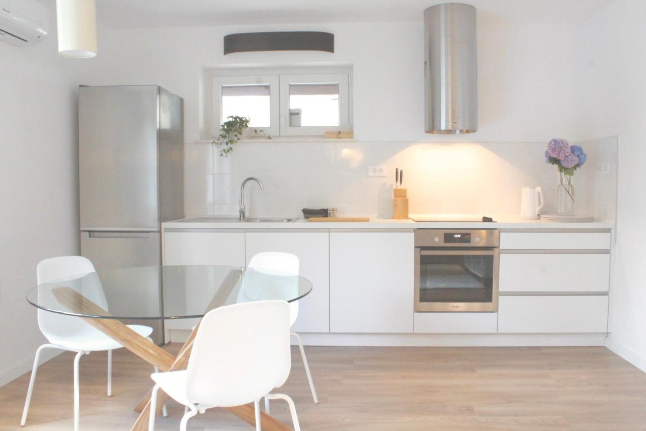 Stardust Apartment Zagreb Buitenkant foto