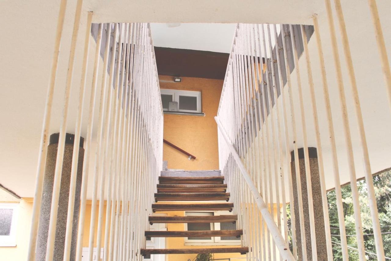 Stardust Apartment Zagreb Buitenkant foto