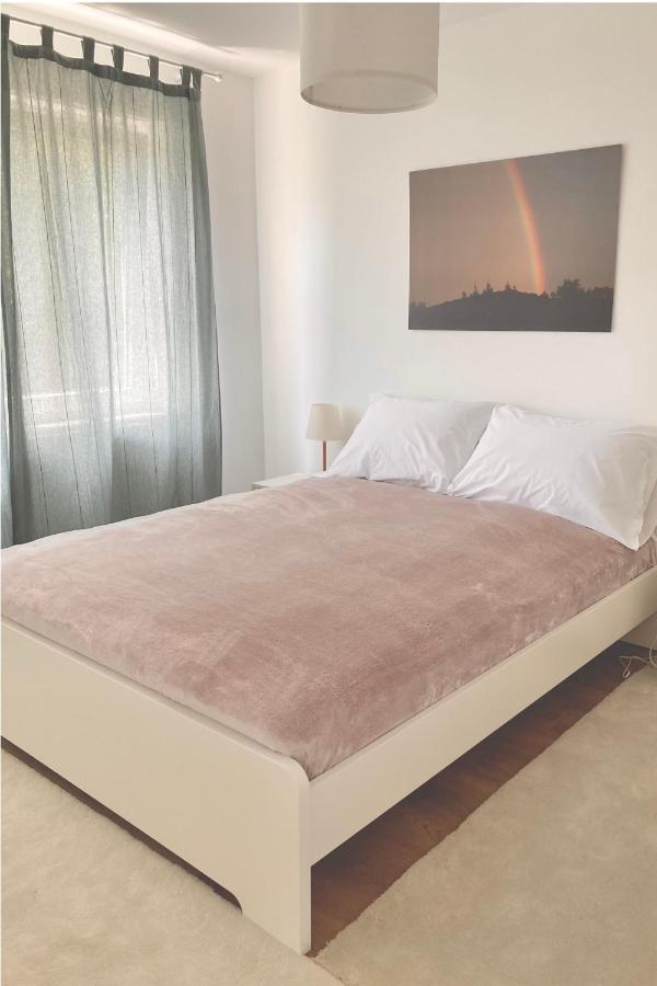 Stardust Apartment Zagreb Buitenkant foto