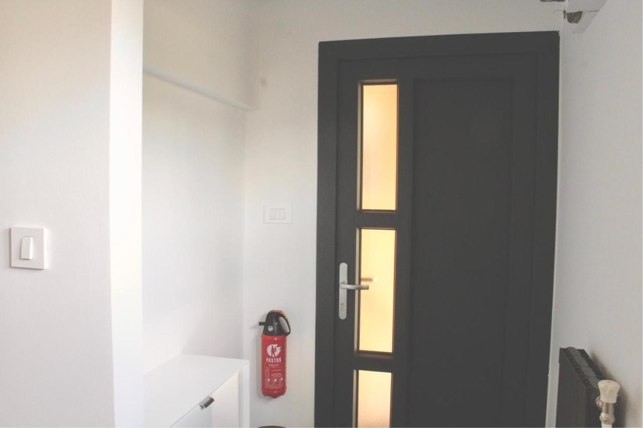 Stardust Apartment Zagreb Buitenkant foto